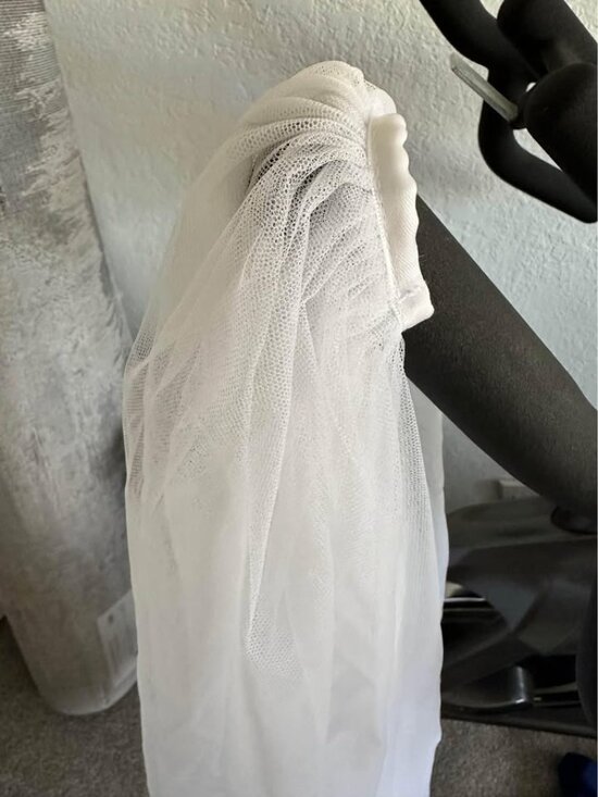 NEW Mantveil Lace Wedding Veil